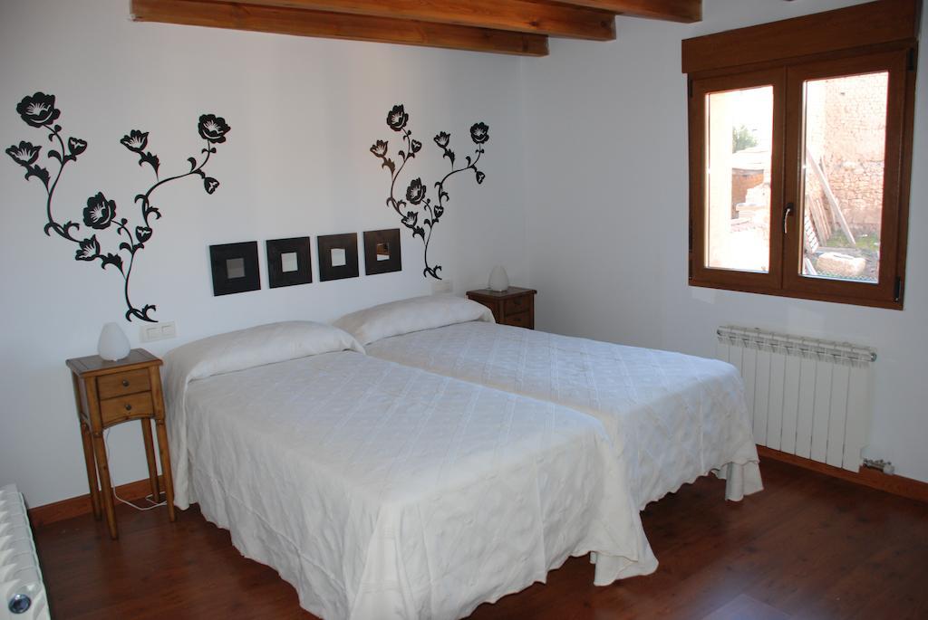 Casa Rural Margarita'S Sotillo de la Ribera Habitación foto